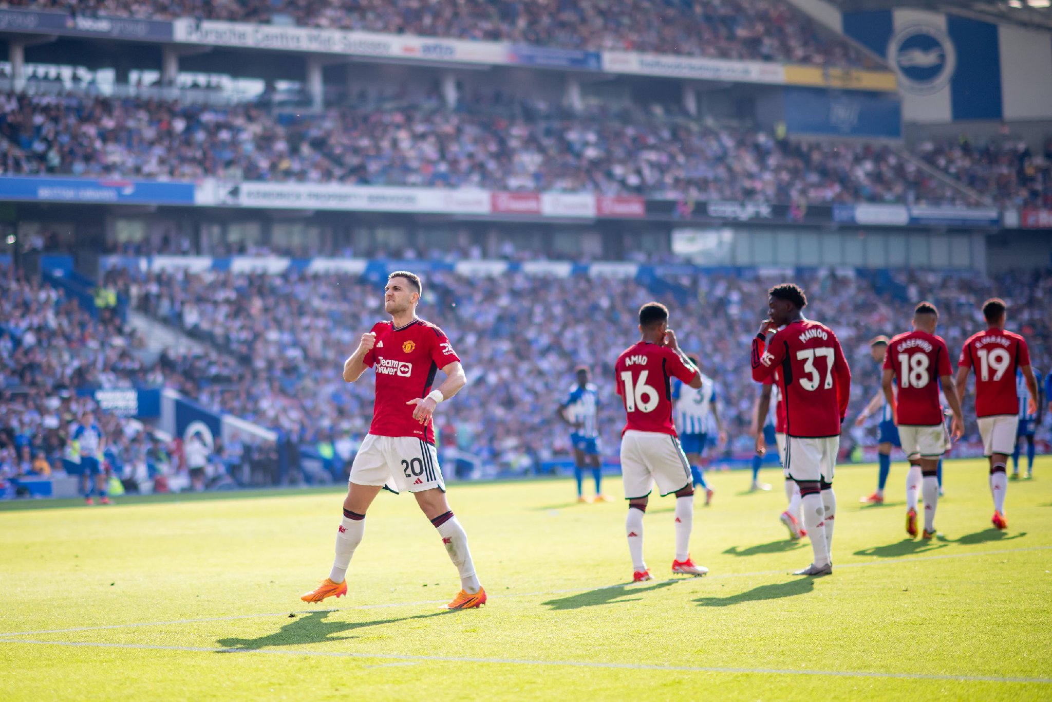 随着曼城不 随着曼城不