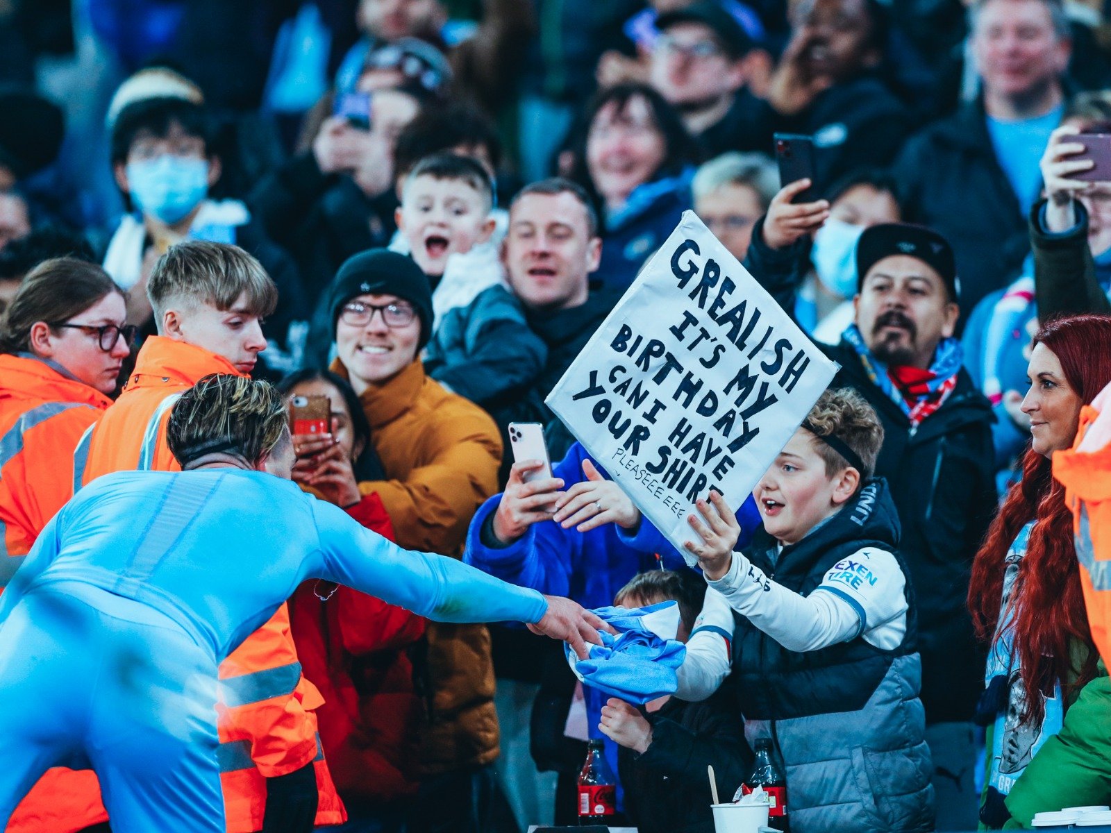 当恩佐手捧 当恩佐手捧